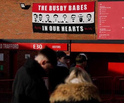 Manchester, England, 7th February 2026. Fans start to gather to remember the Busby Babes before the Manchester United, ManU vs Tottenham Hotspur Premier League match at Old Trafford, Manchester. Picture credit should read: Andrew Yates Sportimage EDITORIAL USE ONLY. No use with unauthorised audio, video, data, fixture lists, club league logos or live services. Online in-match use limited to 120 images, no video emulation. No use in betting, games or single club league player publications. SPI_001_AY_Man_Utd_Spurs SPI-4511-0001