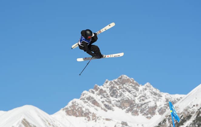 (260207) -- LIVIGNO, Feb. 7, 2026 -- Liu Mengting of China competes during the freestyle skiing women s freeski slopestyle qualification of the Milan-Cortina 2026 Olympic Winter games, Winterspiele,Spiele, Summer games in Livigno, Italy, Feb. 7, 2026. ) (MICO2026)ITALY-LIVIGNO-OLYMPIC WINTER GAMES-FREESTYLE SKIING-WOMEN S FREESKI SLOPESTYLE WuxHuiwo 