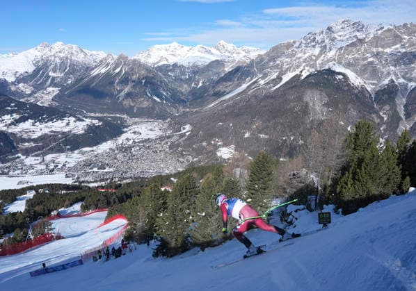 (260207) -- BORMIO, Feb. 7, 2026 -- James Crawford of Canada competes during the alpine skiing men s downhill of the Milan-Cortina 2026 Olympic Winter games, Winterspiele,Spiele, Summer games in Bormio, Italy, Feb. 7, 2026. ) (MICO2026)ITALY-BORMIO-OLYMPIC WINTER GAMES-ALPINE SKIING-MEN S DOWNHILL HuxHuhu 