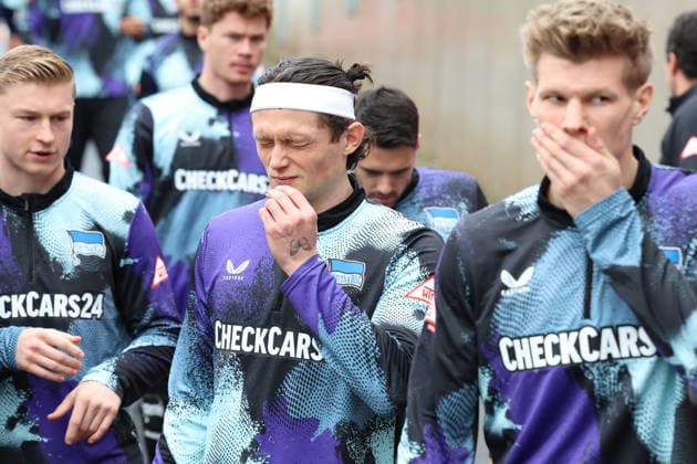 07.02.2026, xrekx, Fussball 2.Bundesliga, SV Elversberg - Hertha BSC Berlin v.l. Fabian Reese (Hertha BSC) Warmup warm up Aufwaermen aufwaermen vor dem Spiel (DFL DFB REGULATIONS PROHIBIT ANY USE OF PHOTOGRAPHS as IMAGE SEQUENCES and or QUASI-VIDEO) Elversberg