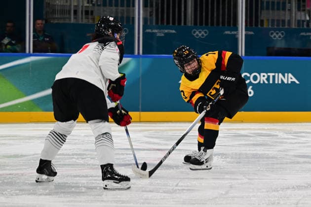 Luisa Welcke, Ice hockey, Eishockey Women™s Prelim Round Group B, Germany - Japan, Milano Cortina 2026 Olympic Games, Olympische Spiele, Olympia, OS 07-02-2026 *** Luisa Welcke, Ice Hockey Women™s Prelim Round Group B, Germany Japan, Milano Cortina 2026 Olympic Games 07 02 2026 Copyright: HMBxMedia MarcxNiemeyer
