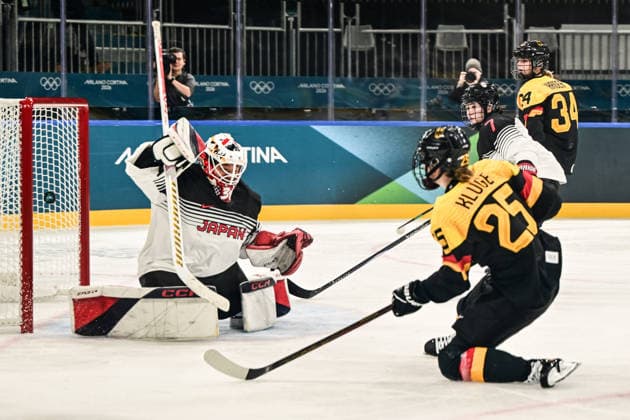 Goal 5:0 Laura Kluge, Ice hockey, Eishockey Women™s Prelim Round Group B, Germany - Japan, Milano Cortina 2026 Olympic Games, Olympische Spiele, Olympia, OS 07-02-2026 *** Goal 5 0 Laura Kluge, Ice Hockey Women™s Prelim Round Group B, Germany Japan, Milano Cortina 2026 Olympic Games 07 02 2026 Copyright: HMBxMedia MarcxNiemeyer