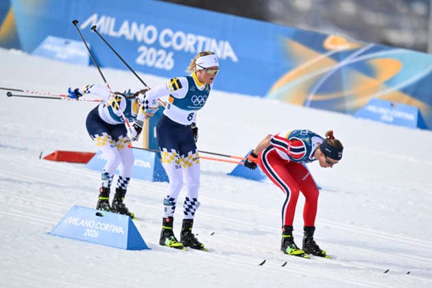 VAL DI FIEMME, ITALIEN 20260207 Sveriges Frida Karlsson, Norges Astrid Öyre Slind och Sveriges Ebba Andersson i bakom i damernas skiathlon 10+10 km under vinter-OS i Val di Femme i Italien. *** Bilden ingar i SPORTPAKET. För övriga BETALBILD *** VAL DI FIEMME ITALIEN x10430x *** VAL DI FIEMME, ITALY 20260207 Swedens Frida Karlsson, Norways Astrid Öyre Slind and Swedens Ebba Andersson in the back in the womens skiathlon 10 10 km during the Winter Olympics in Val di Femme in Italy The picture is in the SPORT PACKAGE For other PAYPICTURE VAL DI FIEMME ITALY x10430x  Copyright: xChristinexOlsson TTx OS 2026 SKIDOR