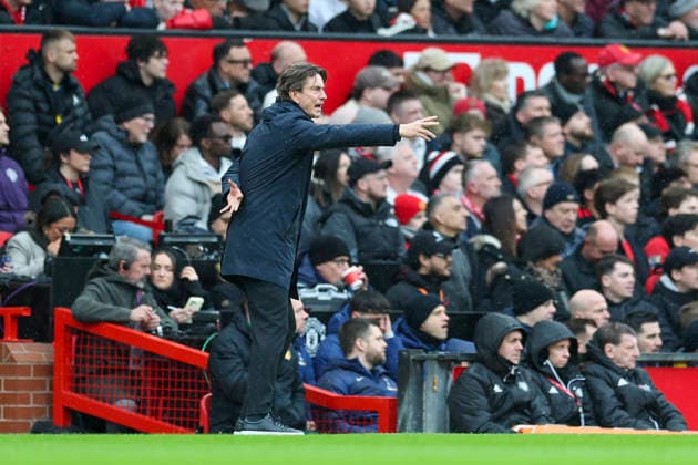Manchester United, ManU v Tottenham Hotspur, Premier League Tottenham Hotspur Manager Thomas Frank DEN reacts and gestures during the Manchester United v Tottenham Hotspur Premier League match at Old Trafford, Manchester, England on 7 February 2026 Credit: Phil Duncan Every Second Media Editorial use only. All images are copyright Every Second Media Limited. No images may be reproduced without prior permission. All rights reserved. Premier League and Football League images are subject to licensing agreements with Football DataCo Limited. see https: www.football-dataco.com Copyright: xIMAGO EveryxSecondxMediax ESM-1790-0014 PhilxDuncanx xEveryxSecondxMediax