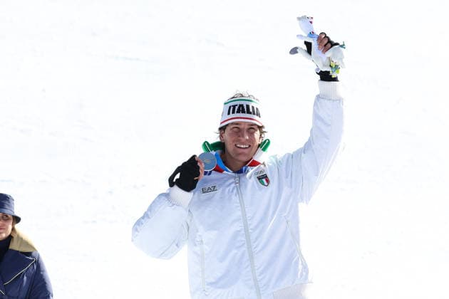 Giovanni Franzoni (ITA) shows the silver medal after getting the second place at the end of the Olympic Winter games, Winterspiele,Spiele, Summer games Milano-Cortina 2026, Alpine Skiing Men s Downhill on February 07, 2026 at Stelvio Ski Centre in Bormio, Italy  Copyright: xSergioxBisi IPAxSportx xipa-agency.netx xx IPA_71065162 IPA_Agency_IPA71065162