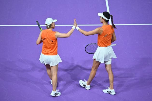 Saisai Zheng and Xinyu Wang of China play against Sara Sorribes Tormo of Spain and Kamilla Rakhimova of Uzbekistan during the Transylvania Open 2026 double final, a WTA250 Tournament, at BT Arena, in Cluj-Napoca, Romania, February 07, 2025. Transylvania Open 2026 - WTA, Tennis Damen 250 Tournament - Double FinalCluj Napoca Romania  Copyright: xAlexxNicodim Shutterstockx 16526889u