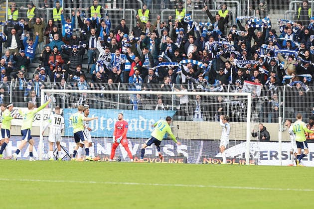 07.02.2026, xrekx, Fussball 2.Bundesliga, SV Elversberg - Hertha BSC Berlin v.l. Torjubel nach dem Tor zum celebrating the goal celebrate 0:1 durch Pascal Klemens (Hertha BSC) (DFL DFB REGULATIONS PROHIBIT ANY USE OF PHOTOGRAPHS as IMAGE SEQUENCES and or QUASI-VIDEO) Elversberg