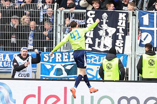 07.02.2026, xrekx, Fussball 2.Bundesliga, SV Elversberg - Hertha BSC Berlin v.l. Torjubel nach dem Tor zum celebrating the goal celebrate 0:1 durch Pascal Klemens (Hertha BSC) (DFL DFB REGULATIONS PROHIBIT ANY USE OF PHOTOGRAPHS as IMAGE SEQUENCES and or QUASI-VIDEO) Elversberg