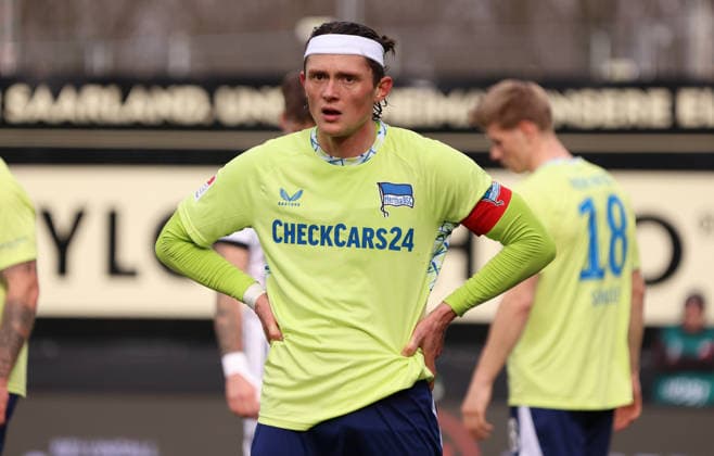 07.02.2026, Fussball, Herren, 2. Bundesliga, Saison 2025 2026, SV 07 Elversberg - Hertha BSC Berlin, Fabian Reese (Hertha BSC Berlin) enttäuscht Elversberg Ursapharm-Arena an der Kaiserlinde Saarland Deutschland (DEU)