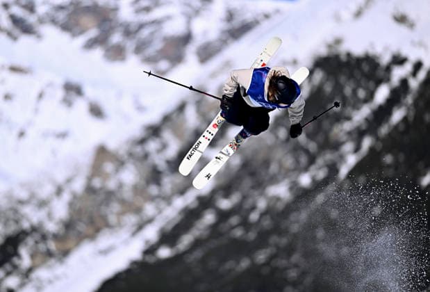 (260207) -- LIVIGNO, Feb. 7, 2026 -- Sarah Hoefflin of Switzerland competes during the freestyle skiing women s freeski slopestyle qualification of the Milan-Cortina 2026 Olympic Winter games, Winterspiele,Spiele, Summer games in Livigno, Italy, Feb. 7, 2026. ) (MICO2026)ITALY-LIVIGNO-OLYMPIC WINTER GAMES-FREESTYLE SKIING-WOMEN S FREESKI SLOPESTYLE ZhangxHongxiang 