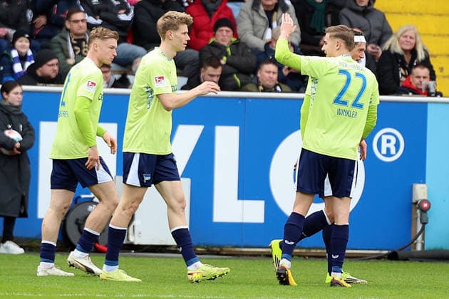 07.02.2026, xrekx, Fussball 2.Bundesliga, SV Elversberg - Hertha BSC Berlin v.l. Torjubel nach dem Tor zum celebrating the goal celebrate 0:2 durch Luca Schuler (Hertha BSC) mit Fabian Reese (Hertha BSC) (DFL DFB REGULATIONS PROHIBIT ANY USE OF PHOTOGRAPHS as IMAGE SEQUENCES and or QUASI-VIDEO) Elversberg