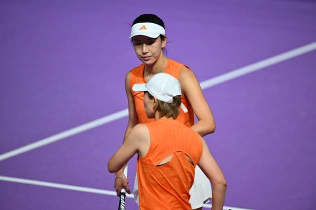 Saisai Zheng and Xinyu Wang of China play against Sara Sorribes Tormo of Spain and Kamilla Rakhimova of Uzbekistan during the Transylvania Open 2026 double final, a WTA250 Tournament, at BT Arena, in Cluj-Napoca, Romania, February 07, 2025. Transylvania Open 2026 - WTA, Tennis Damen 250 Tournament - Double FinalCluj Napoca Romania  Copyright: xAlexxNicodim Shutterstockx 16526889ca