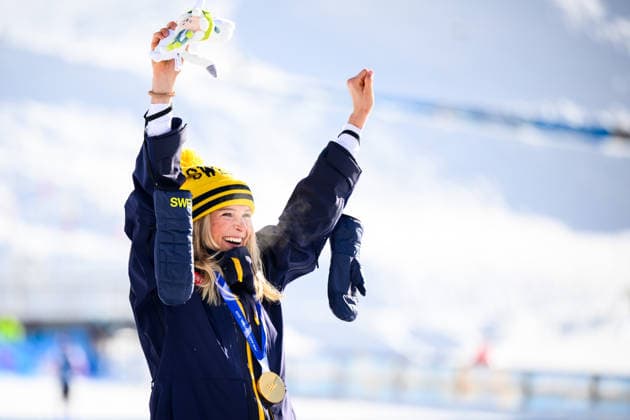 260207 Frida Karlsson of Sweden celebrates with her gold medal after the women s 20 km cross-country skiing skiathlon during day 1 of the 2026 Winter Olympics on February 7, 2026 in Val di Fiemme. Photo: Maxim Thore BILDBYRAN kod MT MT0961 skidor cross-country skiing langrenn Olympic Games, Olympische Spiele, Olympia, OS olympics winter olympics os ol olympiska spel vinter-os olympiske leker milano cortina 2026 milan cortina 2026 milano cortina 2026 olympic games milano cortina 2026 winter olympic games milano cortina-os milano cortina-ol vinter-ol 1 bbeng skiathlon dam os-guld guld jubel medalj sverige *** 260207 Frida Karlsson of Sweden celebrates with her gold medal after the women s 20 km cross country skiing skiathlon during day 1 of the 2026 Winter Olympics on February 7, 2026 in Val di Fiemme Photo Maxim Thore BILDBYRAN kod MT MT0961 skidor cross country skiing langrenn olympic games olympics winter olympics os ol olympiska spel vinter os olympiske leker milano cortina 2026 milan cortina 2026 milano cortina 2026 olympic games milano cortina 2026 winter olympic games milano cortina os milano cortina ol vinter ol 1 bbeng skiathlon dam os guld guld jubel medalj sverige  Copyright: MAXIMxTHORE BB260207MT091