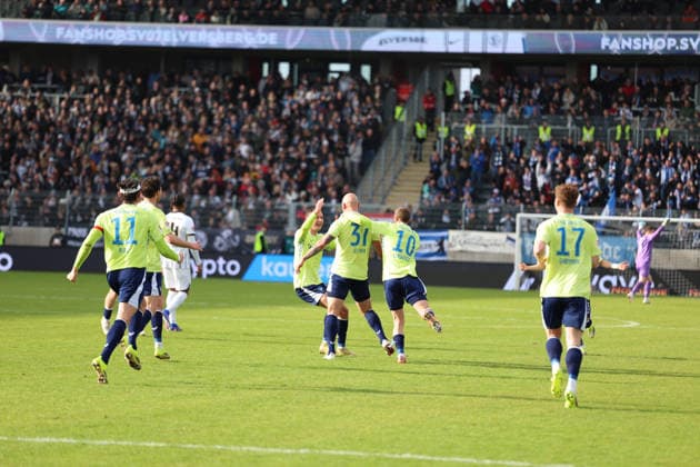 07.02.2026, xrekx, Fussball 2.Bundesliga, SV Elversberg - Hertha BSC Berlin v.l. Torjubel nach dem Tor zum celebrating the goal celebrate 0:3 durch Toni Leistner (Hertha BSC) (DFL DFB REGULATIONS PROHIBIT ANY USE OF PHOTOGRAPHS as IMAGE SEQUENCES and or QUASI-VIDEO) Elversberg