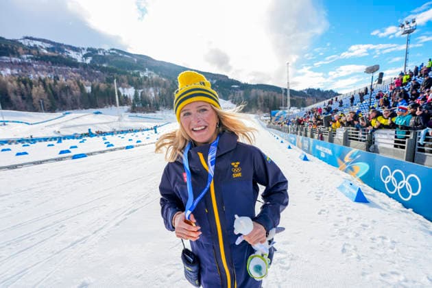 Winter Olympics in Milan Cortina 2026 Val di Fiemme, Italy 20260207. Frida Karlsson from Sweden celebrates with the gold medal after the women s cross-country 20 km Skiathlon at Lago di Tesero during the Winter Olympics in Milano Cortina 2026. Photo: Lise Aserud NTB Val di Fiemme Italy EDITORIAL USE ONLY. RESTRICTED USE FOR BETTING COMPANIES Ref:_SPOLLz3xIgOYNI.jpg *** Winter Olympics in Milan Cortina 2026 Val di Fiemme, Italy 20260207 Frida Karlsson from Sweden celebrates with the gold medal after the women s cross country 20 km Skiathlon at Lago di Tesero during the Winter Olympics in Milano Cortina 2026 Photo Lise Aserud NTB Val di Fiemme Italy EDITORIAL USE ONLY RESTRICTED USE FOR BETTING COMPANIES  Copyright: xLisexAserudx xNTBx