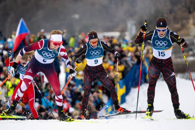 FINK Pia (Deutschland), davor HENNIG DOTZLER Katharina (Deutschland), ITA, Olympische Spiele Milano Cortina 2026, Olympia, Langlauf, 10 km + 10 km Skiathlon Damen, 07.02.2026 ITA, Olympische Spiele Milano Cortina 2026, Olympia, Langlauf, 10 km + 10 km Skiathlon Damen, 07.02.2026 Tesero *** FINK Pia Germany , before HENNIG DOTZLER Katharina Germany , ITA, Olympic Games Milano Cortina 2026, Olympia, cross-country skiing, 10 km 10 km skiathlon women, 07 02 2026 ITA, Olympic Games Milano Cortina 2026, Olympia, cross-country skiing, 10 km 10 km skiathlon women, 07 02 2026 Tesero Copyright: xEibner-Pressefoto Memmlerx EP_MMR