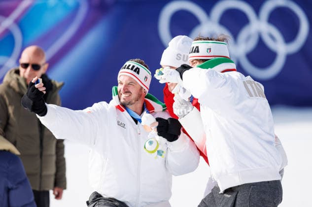 OLYMPICS - Winter Olympic Games, Olympische Spiele, Olympia, OS Milano Cortina 2026 BORMIO,ITALY,07.FEB.26 - OLYMPICS, ALPINE SKIING - Winter Olympic Games Milano Cortina 2026, downhill, men, medal ceremony. Image shows Dominik Paris (ITA), Franjo von Allmen (SUI) and Giovanni Franzoni (ITA). Keywords: medal.  GEPAxpictures xHaraldxSteiner