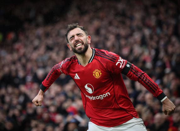 Manchester United, ManU v Tottenham Hotspur, Premier League, Old Trafford, Manchester. Times Photographer Bradley Ormesher. 7.2.2026. Manchester United v Tottenham Hotspur, Premier League, Old Trafford, Manchester. Times Photographer Bradley Ormesher. Bruno Fernandes celebrates after scoring United’s 2nd goal.  Copyright: xBradleyxOrmesherx NINTCHDBPICT001057149568