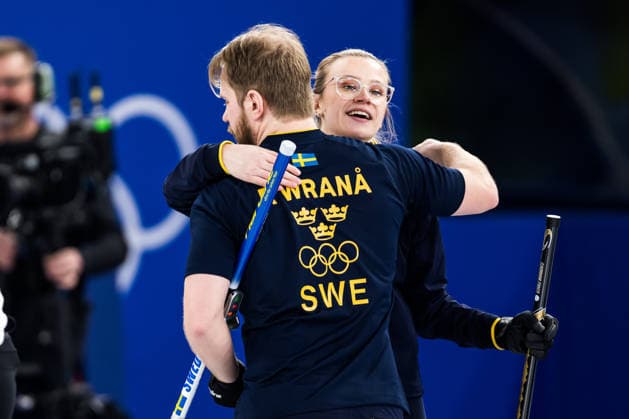 260207 Rasmus Wrana and Isabella Wrana of Sweden celebrate after winning the round robin mixed doubles curling match against Italy during day 1 of the 2026 Winter Olympics on February 7, 2026 in Cortina. Photo: Jon Olav Nesvold BILDBYRAN COP 217 JE0110 curling Olympic Games, Olympische Spiele, Olympia, OS olympics winter olympics os ol olympiska spel vinter-os olympiske leker milano cortina 2026 milan cortina 2026 milano cortina 2026 olympic games milano cortina 2026 winter olympic games milano cortina-os milano cortina-ol vinter-ol 1 bbeng jubel sverige *** 260207 Rasmus Wrana and Isabella Wrana of Sweden celebrate after winning the round robin mixed doubles curling match against Italy during day 1 of the 2026 Winter Olympics on February 7, 2026 in Cortina Photo Jon Olav Nesvold BILDBYRAN COP 217 JE0110 curling olympic games olympics winter olympics os ol olympiska spel vinter os olympiske leker milano cortina 2026 milan cortina 2026 milano cortina 2026 olympic games milano cortina 2026 winter olympic games milano cortina os milano cortina ol vinter ol 1 bbeng jubel sverige  Copyright: JONxOLAVxNESVOLD BB260207JE048