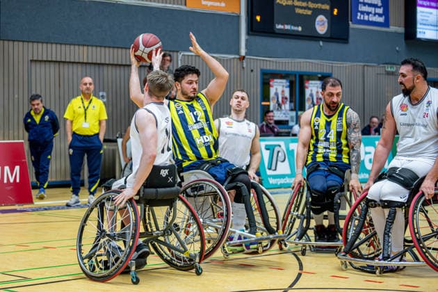 IWBF ChampionsCup; Fenerbahce Istanbul - RBC Köln 99ers, 07.02.26 Mücahit Günaydin (Fenerbahce Istanbul, 12), Mohammadhassan Sayari (Fenerbahce Istanbul, 24), Jack Long (Köln 99ers, 11), Bulut Kodal (Köln 99ers, 24) IWBF ChampionsCup; Fenerbahce Istanbul - RBC Köln 99ers: Wetzlar, 07.02.26 Copyright: xBEAUTIFULxSPORTS Roeczeyx