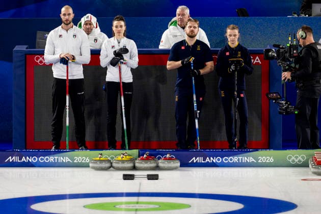 260207 Amos Mosaner and Stefania Constantini of Italy and Isabella Wrana and Rasmus Wrana of Sweden ahead of a round robin mixed doubles curling match between Sweden and Italy during day 1 of the 2026 Winter Olympics on February 7, 2026 in Cortina. Photo: Jon Olav Nesvold BILDBYRAN COP 217 JE0110 curling Olympic Games, Olympische Spiele, Olympia, OS olympics winter olympics os ol olympiska spel vinter-os olympiske leker milano cortina 2026 milan cortina 2026 milano cortina 2026 olympic games milano cortina 2026 winter olympic games milano cortina-os milano cortina-ol vinter-ol 1 bbeng *** 260207 Amos Mosaner and Stefania Constantini of Italy and Isabella Wrana and Rasmus Wrana of Sweden ahead of a round robin mixed doubles curling match between Sweden and Italy during day 1 of the 2026 Winter Olympics on February 7, 2026 in Cortina Photo Jon Olav Nesvold BILDBYRAN COP 217 JE0110 curling olympic games olympics winter olympics os ol olympiska spel vinter os olympiske leker milano cortina 2026 milan cortina 2026 milano cortina 2026 olympic games milano cortina 2026 winter olympic games milano cortina os milano cortina ol vinter ol 1 bbeng  Copyright: JONxOLAVxNESVOLD BB260207JE051