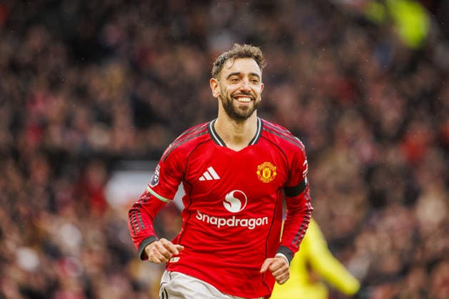 MANCHESTER, ENGLAND - FEBRUARY 07: Bruno Fernandes of Manchester United, ManU celebrates after scoring the team s second goal during a Premier League 2026 match between Manchester United v Tottenham Hotspur at Stadium of Old Trafford on February 7, 2026 in Manchester, England. (Photo by Richard Callis Sports Press Photo) Copyright: xRichardxCallis SportsxPressxPhotx Sportspressphoto_SPR89378