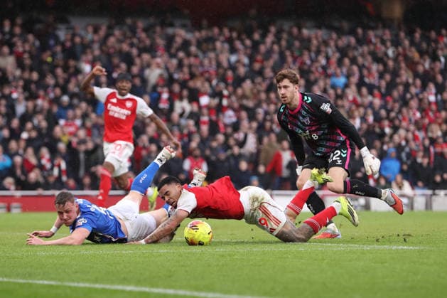 7th February 2026; Emirates Stadium, London, England; Premier League Football, Arsenal versus Sunderland; Gabriel Jesus of Arsenal is bought down by Daniel Ballard of Sunderland inside the penalty area initially with a penalty kick awarded but then that is immediately overturned with an on field decision of offside  KatiexChan