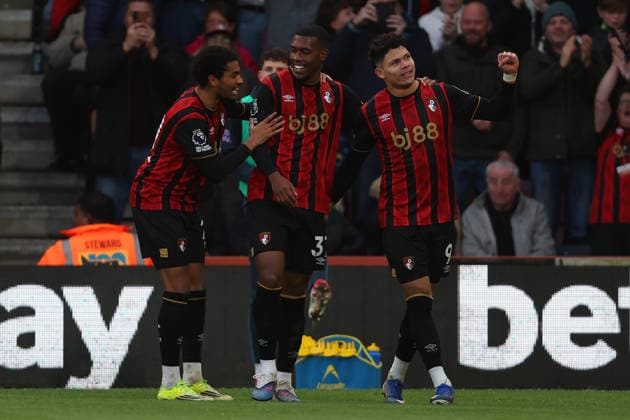 Football - 2025 2026 Premier League - AFC Bournemouth vs Aston Villa - Vitality Stadium - Saturday 7th February 2026 Bournemouth players celebrate with Rayan after his goal during the Premier League match at the Vitality Stadium COLORSPORT Shaun Boggust 