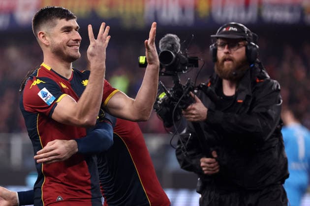 Ruslan Malinovskyi (Genoa Cfc) celebrates after scoring his team s first goal, Serie A, Genoa CFC v SSC Napoli , Stadio Luigi Ferraris, February 7, 2026, Genova, Italy.