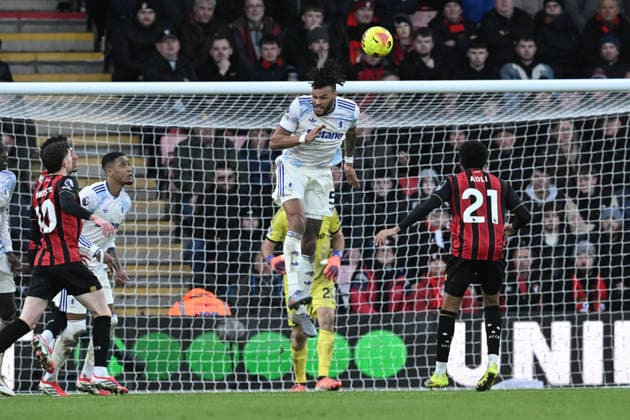 Bournemouth v Aston Villa, Premier League Tyrone Mings (5) of Aston Villa heads the ball clear during the Premier League match between Bournemouth and Aston Villa at the Vitality Stadium, Bournemouth, UK on 7 February 2026. Bournemouth Vitality Stadium Dorset UK Editorial use only DataCo restrictions apply See www.football-dataco.com , Copyright: xGrahamxHuntx PSI-23705-0137