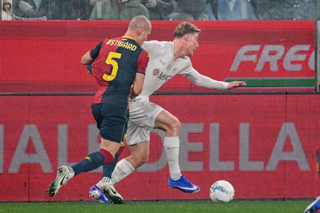 GenoaÕs Leo Skiri Ostigard fights for the ball during the Serie A soccer match between Genoa and Napoli at the Luigi Ferraris Stadium in Genoa, Italy - Saturday, February 07, 2026. - Soccer .  Copyright: xTanoxPecoraro LaPressex