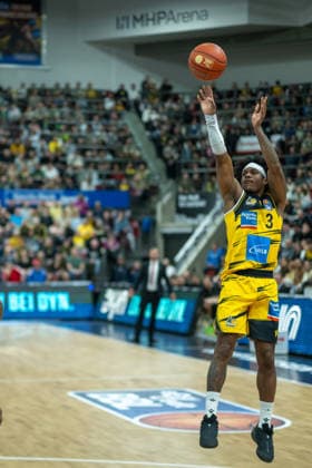 Stefan Smith (MHP RIESEN Ludwigsburg, 03), GER, MHP Riesen vs. BMA365 Bamberg Baskets, Basketball Bundesliga, easycredit BBL, 19. Spieltag, Spielzeit 2025 2026, 07.02.2026, GER, MHP Riesen vs. BMA365 Bamberg Baskets, Basketball Bundesliga, easycredit BBL, 19. Spieltag, Spielzeit 2025 2026, 07.02.2026 Ludwigsburg Copyright: xEibner-Pressefoto SaschaxWaltherx EP_EER