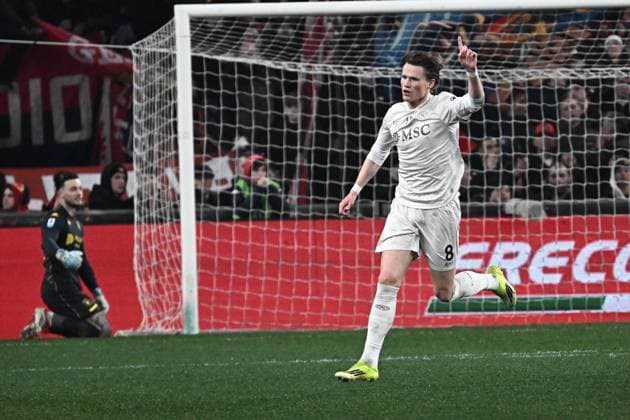 February 7, 2026, Genoa, ITALY: Napoli s Scott McTominay jubilates with his teammates after scoring the gol during the Italian Serie A soccer match Genoa Cfc vs Ssc Napoli at Luigi Ferraris stadium in Genoa, Italy, 07 february 2026..ANSA LUCA ZENNARO. Serie A, Genoa Cfc Vs Ssc Napoli  - ZUMAa110 20260207_zaf_a110_029 Copyright: xLucaxZennarox