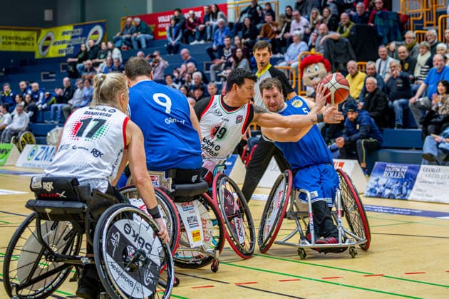 IWBF ChampionsCup; RSV Lahn-Dill - BBK Bidaideak Bilbao, 07.02.26 Michael Paye (RSV Lahn-Dill, 5), Jhon Hernandez (BKK Bidaideak Bilbao, 19), Matthias Güntner (RSV Lahn-Dill, 9), Kathleen Dandeneau (BKK Bidaideak Bilbao, 17) IWBF ChampionsCup; RSV Lahn-Dill - BBK Bidaideak Bilbao: Wetzlar, 07.02.26 Copyright: xBEAUTIFULxSPORTS Roeczeyx