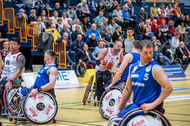 IWBF ChampionsCup; RSV Lahn-Dill - BBK Bidaideak Bilbao, 07.02.26 Asier Garcia (BKK Bidaideak Bilbao, 13), Jannik Blair (RSV Lahn-Dill, 6), Jhon Hernandez (BKK Bidaideak Bilbao, 19) IWBF ChampionsCup; RSV Lahn-Dill - BBK Bidaideak Bilbao: Wetzlar, 07.02.26 Copyright: xBEAUTIFULxSPORTS Roeczeyx