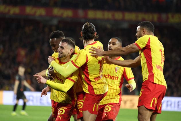 FOOTBALL : RC Lens vs Stade Rennais - Ligue 1 J21 - 07 02 2026 Joie des joueurs de Lens apres le but de Ruben AGUILAR (RC Lens) lors du match RC Lens vs Stade Rennais, Ligue 1 J21, stade Bollaert-Delelis, le 7 fÃ vrier 2026 - photo Laurent Sanson PsnewZ  Copyright: xLaurentxSANSONx xPsnewZx