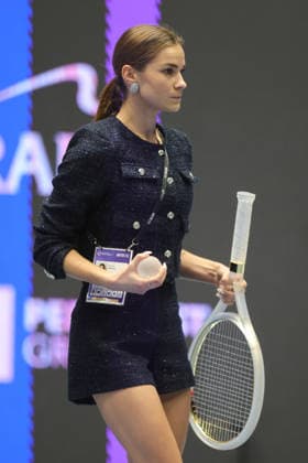 The hostess brings the WTA, Tennis Damen women s tennis tournament Ostrava Open trophy for the winner, Ostrava, Czech Republic, February 7, 2026. (CTKxPhoto PetrxSznapka) CTKPhotoP2026020706497  CTKPhotoP2026020706497