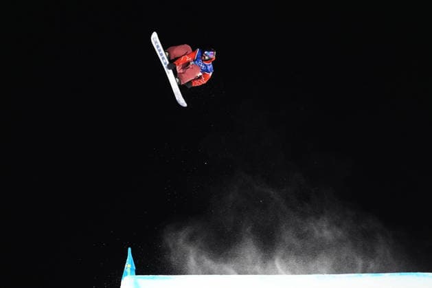 February 7, 2026, Livigno, Italy: Canada s Francis Jobin warms up for the men s snowboard big air final during the Milano Cortina 2026 Winter Olympic Games, Olympische Spiele, Olympia, OS in Livigno, Italy, Saturday, Feb. 7, 2026. Canada News - February 7, 2026  - ZUMAc35_ 20260207_zaf_c35_064 Copyright: xSeanxKilpatrickx