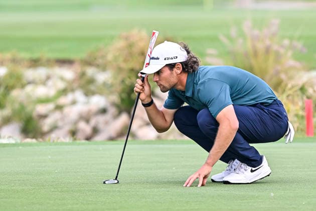 QATAR MASTERS 2026- THIRD ROUND Angel Ayora of Spain lines up a putt on the 18th hole during the third round of the Qatar Masters 2026 golf tournament at the Doha Golf Club in Doha, Qatar, on February 7, 2026 DOHA Qatar Copyright: xNOUSHADx