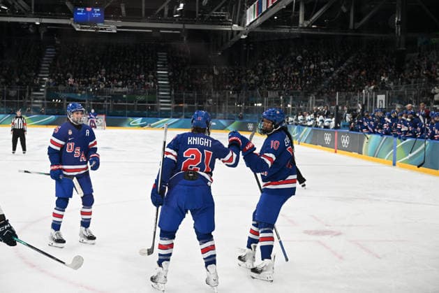 February 7, 2026, Milano, Lombardia, Italy: Player from Usa exults during the Winter Olympic Games, Olympische Spiele, Olympia, OS Milano Cortina 2026, at the Milano Rho Ice hockey, Eishockey Arena, on February 7, 2026 in Milano, Italy Milano Italy - ZUMAm345 20260207_oly_m345_117 Copyright: xFedericoxManonix