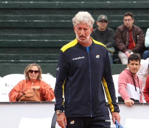 COPA DAVIS ECUADOR VS AUSTRALIA Quito, sabado 7de febrero del 2026 Copa Davis, primera ronda de clasificacion entre Ecuador vs. Australia, en el Quito Tenis Golf Club. Ãlvaro Guillen (ECU) vs Rinky Hijikata (BRA) Raul Viver DT de Ecuador Fotos : API Rolando Enriquez Quito Pichincha Ecuador Copyright: xROLANDOxENRIQUEZx