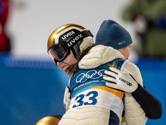 OLYMPICS - Winter Olympic Games, Olympische Spiele, Olympia, OS Milano Cortina 2026 VAL DI FIEMME,ITALY,07.FEB.26 - OLYMPICS, Ski jumping, Skispringen, Ski, nordisch - Winter Olympic Games Milano Cortina 2026, individual, normal hill, women. Image shows the rejoicing of Anna Odine Stroem and Silje Opseth (NOR).  GEPAxpictures xOliverxLerch