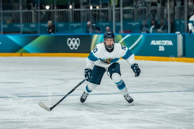 February 7, 2026, Milan, Lombardy, Italy: forward Elisa Holopainen 10 of Team Finland plays against Team USA in the Preliminary Round Group B at the Milano Ice Park In Rho in MILAN, Italy during the 2026 Milano Cortina Winter Olympics. Milan Italy - ZUMAa161 20260207_oly_a161_215 Copyright: xWalterxG.xArcex