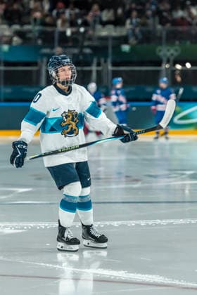 February 7, 2026, Milan, Lombardy, Italy: forward Elisa Holopainen 10 of Team Finland plays against Team USA in the Preliminary Round Group B at the Milano Ice Park In Rho in MILAN, Italy during the 2026 Milano Cortina Winter Olympics. Milan Italy - ZUMAa161 20260207_oly_a161_230 Copyright: xWalterxG.xArcex