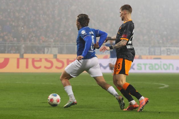 07.02.2026, xtvx, Fussball 2.Bundesliga, SV Darmstadt 98 - 1.FC Kaiserslautern v.l. Zweikampf, Duell, duel, tackle, compete Luca Marseiler (SV Darmstadt 98) Paul Joly (1. FC Kaiserslautern) der zum, Strafstoss fuehrt (DFL DFB REGULATIONS PROHIBIT ANY USE OF PHOTOGRAPHS as IMAGE SEQUENCES and or QUASI-VIDEO) Darmstadt