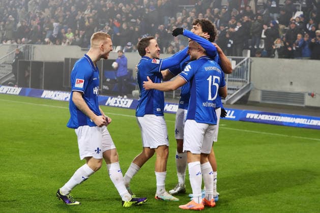 07.02.2026, xtvx, Fussball 2.Bundesliga, SV Darmstadt 98 - 1.FC Kaiserslautern v.l. Strafstoss Fraser Hornby (SV Darmstadt 98) Goal scored, Tor zum 1:0 Torjubel, Goal celebration, celebrate the goal, celebrates scoring (DFL DFB REGULATIONS PROHIBIT ANY USE OF PHOTOGRAPHS as IMAGE SEQUENCES and or QUASI-VIDEO) Darmstadt