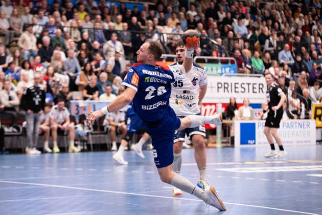 Elias Fuegel (HBW Balingen Weilstetten, 24), Tobias Heinzelmann (HBW Balingen Weilstetten, 28), HBW Balingen Weilstetten vs. 1. VFL Potsdam, Handball, 2. Bundesliga, 18. Spieltag, Saison 2025 2026, 07.02.2026 Eibner-Pressefoto Andreas Ulmer HBW Balingen Weilstetten vs. 1. VFL Potsdam, Handball, 2. Bundesliga, 18. Spieltag, Saison 2025 2026, 07.02.2026 Balingen Copyright: xEibner-Pressefoto AndreasxUlmerx EP_AUR