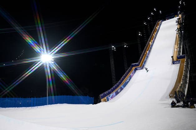 2026 WINTER Olympic Games, Olympische Spiele, Olympia, OS Hiroto Ogiwara of Japan on the in run for a practice jump ahead of the Men™s Snowboard Big Air Final at Livigno Snow Park, during the 2026 Milano Cortina Winter Olympic Games in Italy, Saturday, February 7, 2026. ( NO ARCHIVING, EDITORIAL USE ONLY LIVIGNO SONDRIO ITALY  Copyright: xDANxHIMBRECHTSx 20260208141576511110