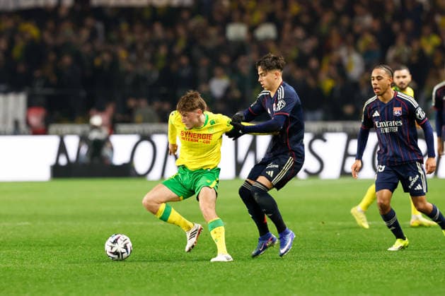 FC Nantes v Olympique Lyonnais - Ligue 1 McDonald s 2025 2026 08 Johann LEPENANT (fcn) - 17 Afonso MOREIRA (ol) during the Ligue 1 McDonald s match between Nantes and Lyon at Stade de la Beaujoire on February 7, 2026 in Nantes, France. Nantes France  Copyright: xFEPx 776348277