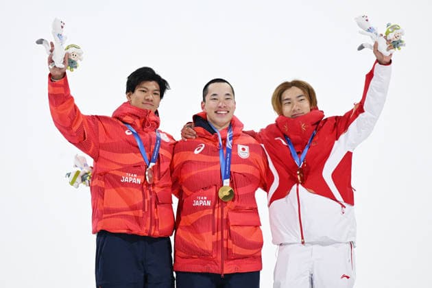 (L-R) Ryoma Kimata (JPN), Kira Kimura (JPN), Su Yiming (CHN), FEBRUARY 7, 2026 - Snowboarding : Men s Big Air Medal ceremony during the Milano Cortina 2026 Olympic Winter games, Winterspiele,Spiele, Summer games at Livigno Snow Park in Livigno, Italy.  aflo_318852658